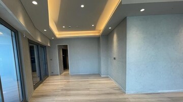 Room in 4 BHK Apartment at Lodha World View, Worli – for Rent