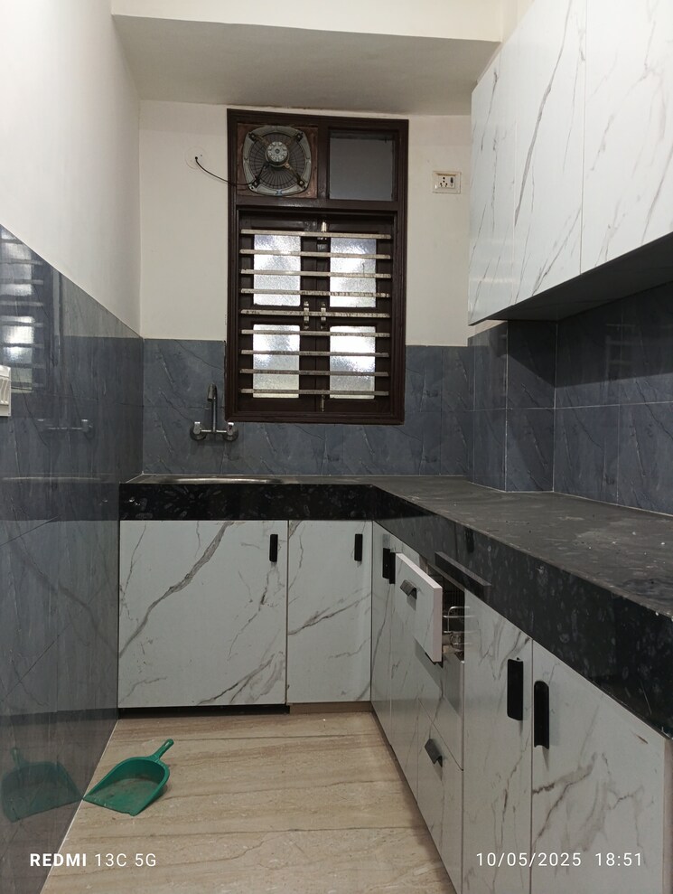 Kitchen, saket 1 Bedroom 450 Sq.Ft. Builder Floor In Saket Delhi 8688181