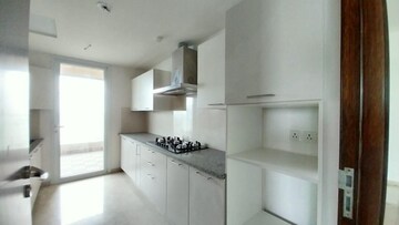Kitchen in 4 BHK Apartment at Lokhandwala Minerva Mahalaxmi, Mahalaxmi – for Rent