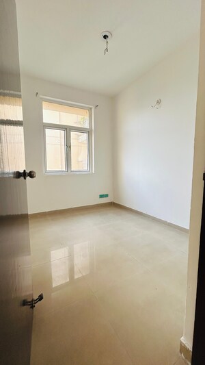 Room in 2 BHK Apartment at Omkar Royal Nest, Tech Zone 4 Greater Noida – for Sale