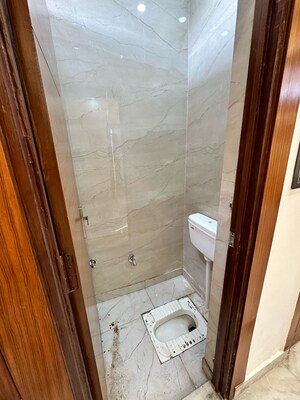Bathroom in 2 BHK Builder Floor at Vaishali Sector 5 – for Sale