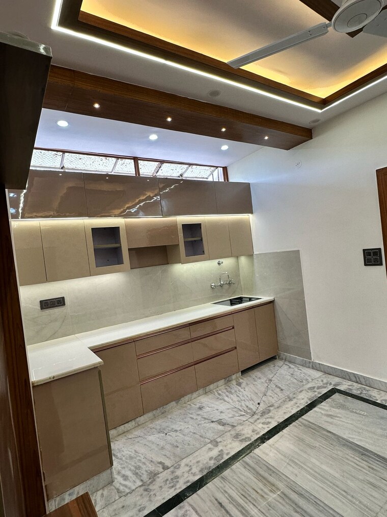 Kitchen, vaishali sector 5 2 Bedroom 1000 Sq.Ft. Builder Floor In Vaishali Sector 5 Ghaziabad 8688204