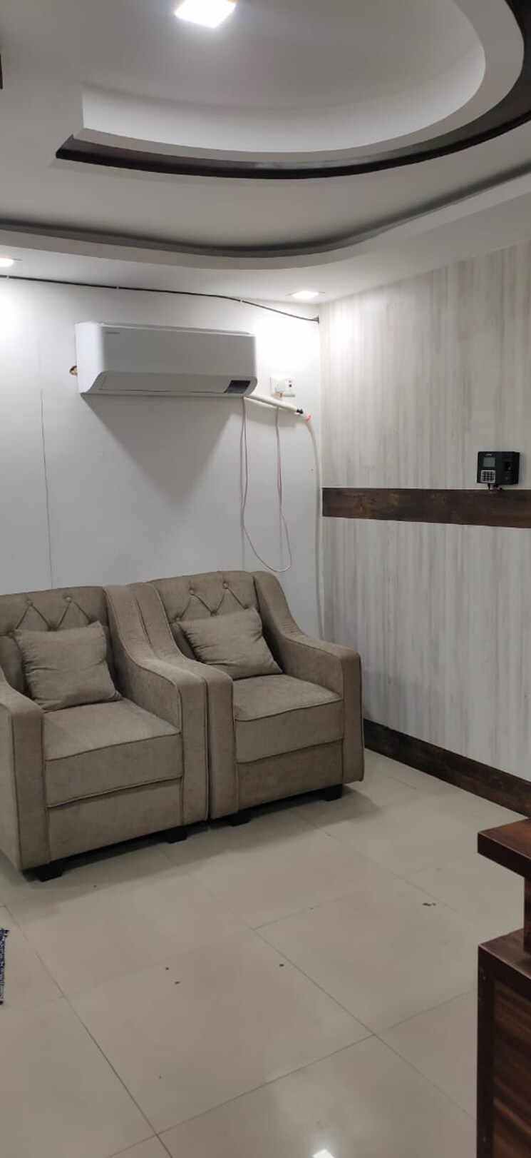 Floor Plan, rohtas-summit Commercial Office Space 2000 Sq.Ft. In Vibhuti Khand Lucknow 8688214