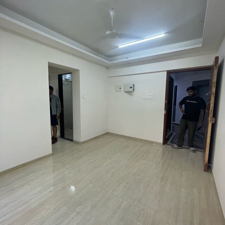 Room, je-and-vee-om-trimurti 1 Bedroom 395 Sq.Ft. Apartment In Dindoshi Mumbai 8688215