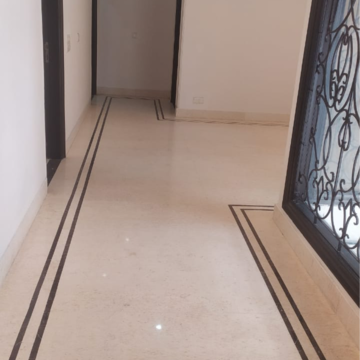 Building Lobby in 4 BHK Builder Floor at Greater Kailash I – for Rent