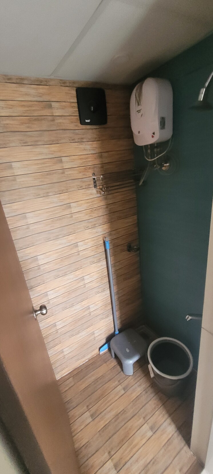 Bathroom, lodha-crown-quality-homes 2 Bedroom 497 Sq.Ft. Apartment In Majiwada Thane 8688244