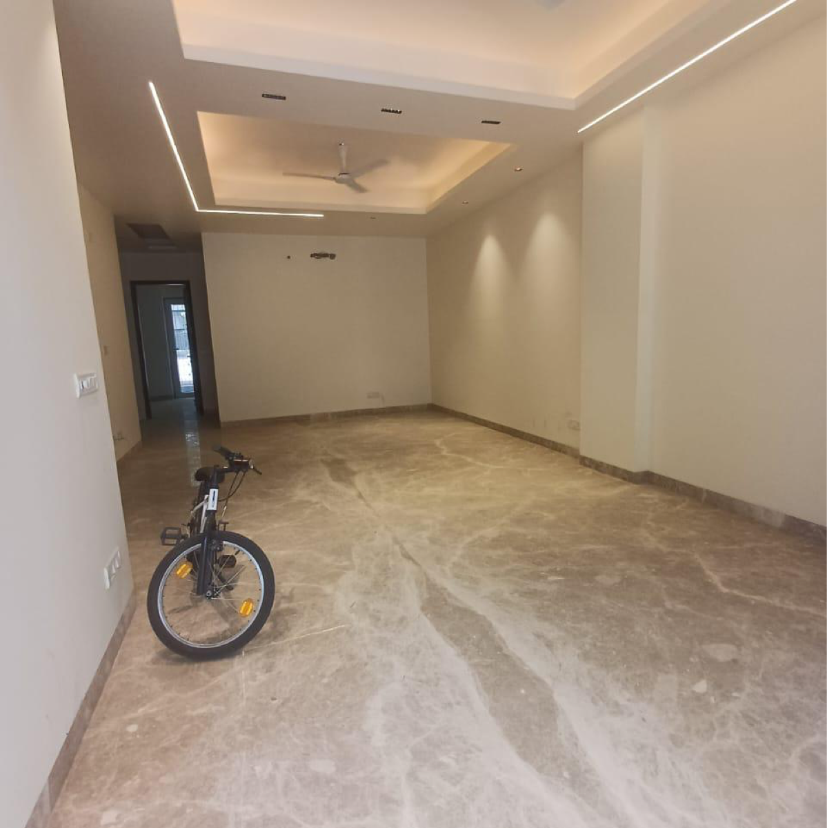 3 BHK + Servant Room Builder Floor For Rent in Nehru Enclave