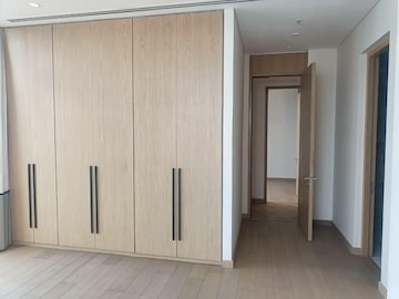 Room in 4 BHK Apartment at Provenance Four Seasons Private Residences, Worli – for Rent