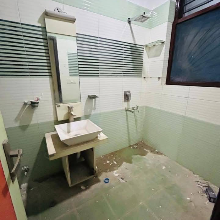 Team Area, sector 23 2 Bedroom 360 Sq.Ft. Builder Floor In Sector 23 Gurgaon 8688317