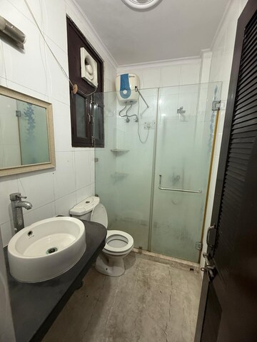 Bathroom in 2 BHK Builder Floor at Ansal Plaza Sector-23, Sector 23 – for Rent