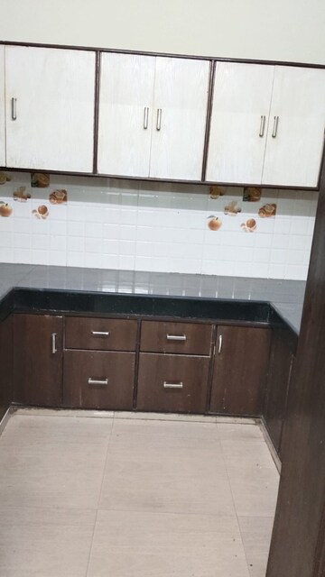 Kitchen in 2 BHK Builder Floor at Palam Vihar Residents Association, Palam Vihar – for Rent