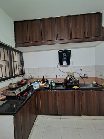 Furnished Amenities in 2 BHK Apartment at Koramangala – for Rent