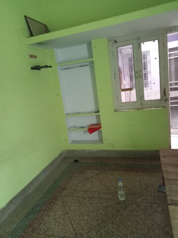 Master Bedroom in 1 BHK Independent House at Aliganj – for Rent