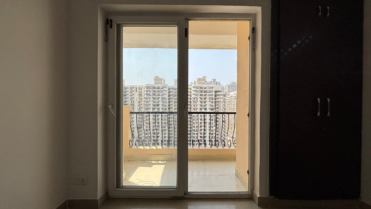 Room, eros-sampoornam 3 Bedroom 1425 Sq.Ft. Apartment In Sector 2 Greater Noida Greater Noida 8688364