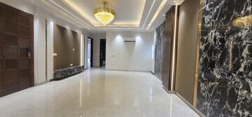 Building Lobby in 3 BHK Apartment at M3M Latitude, Sector 65 – for Sale