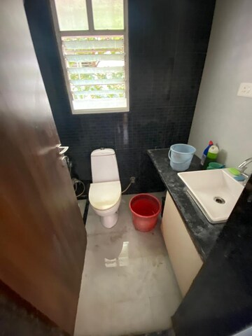 Bathroom in 1.5 BHK Apartment at Madhuraj Nagar Society, Kothrud – for Rent