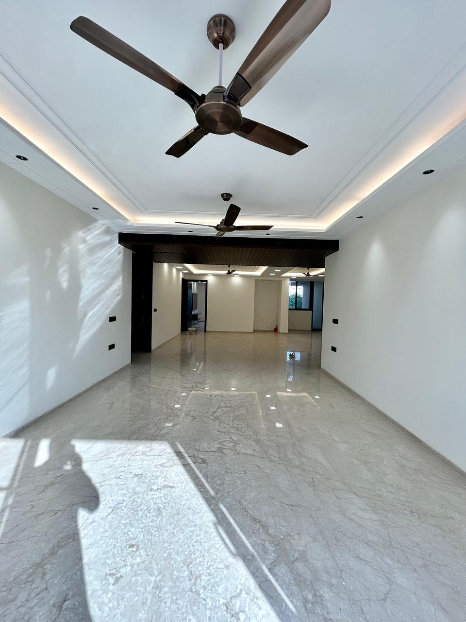 3 BHK + Servant Room Apartment For Sale in M3M Merlin