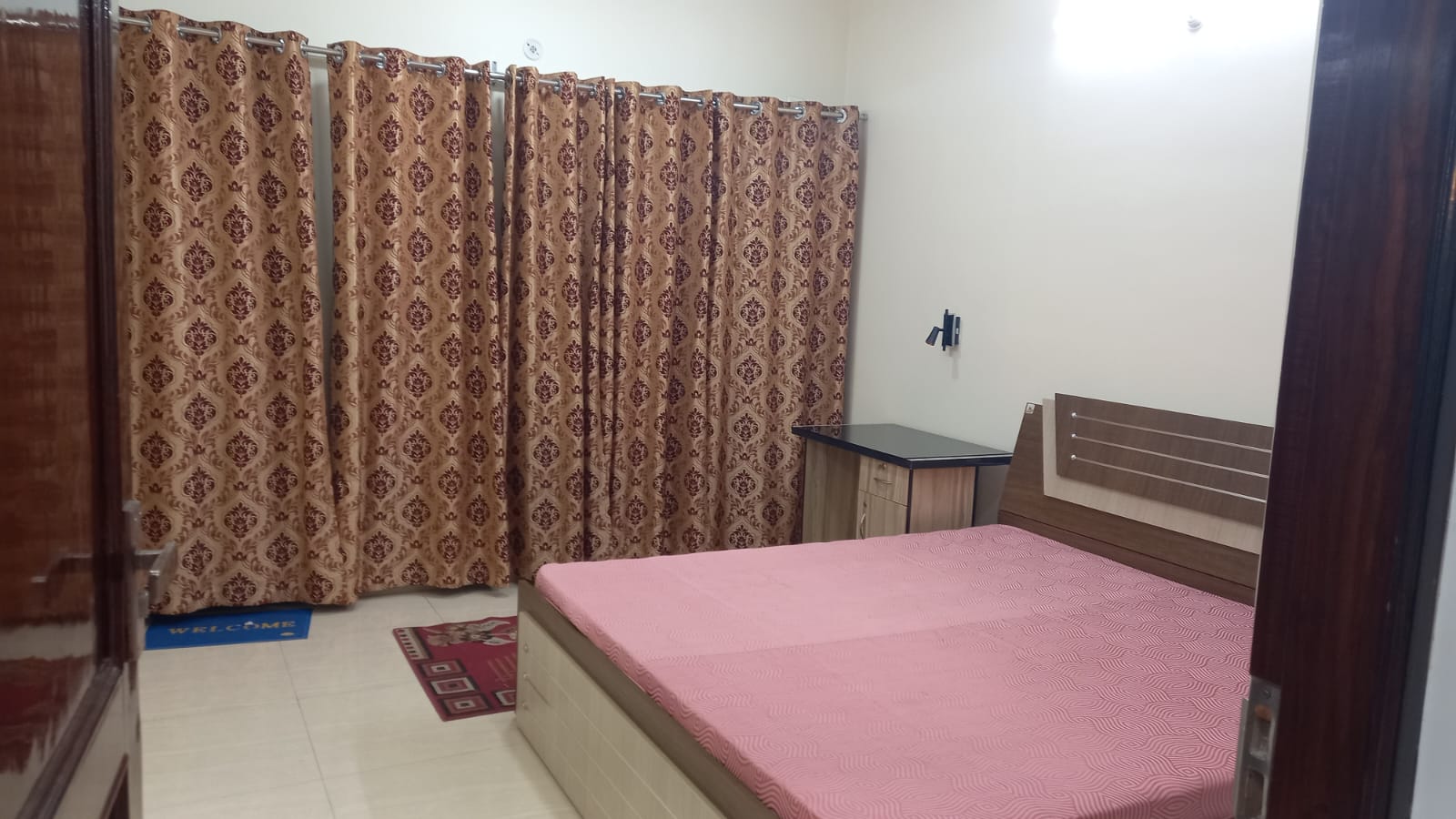 2 BHK Apartment For Rent in Gomti Nagar Extension Ful