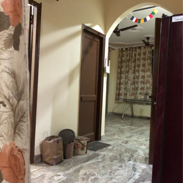 Bedroom in 2.5 BHK Villa at Sector 21 – for Rent