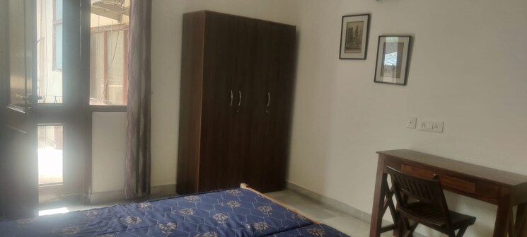 Bedroom, greater kailash 2 Bedroom 200 Sq.Yd. Builder Floor In Greater Kailash Delhi 8688574