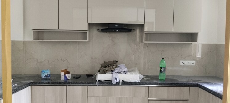 Kitchen, smart-world-orchard 3.5 Bedroom 1680 Sq.Ft. Builder Floor In Sector 61 Gurgaon 8688600