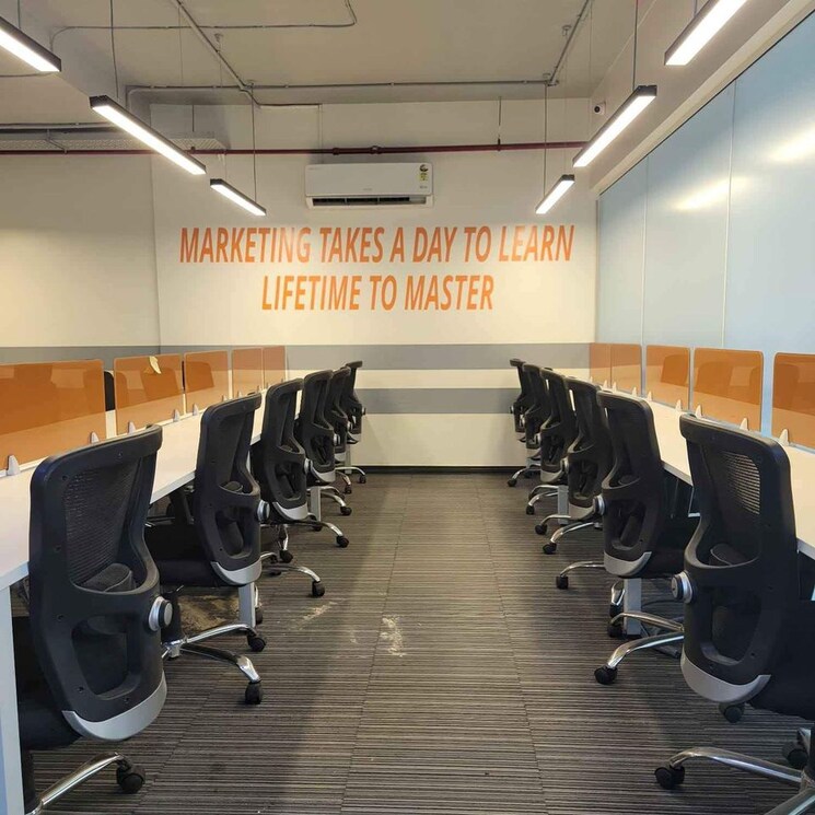 Gym, yashwant niwas road Commercial Office Space 2100 Sq.Ft. In Yashwant Niwas Road Indore 8688594