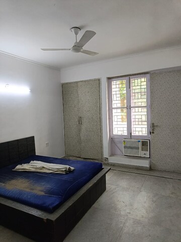 Bedroom in 3 BHK Builder Floor at Unitech South City II, Sector 50 – for Rent