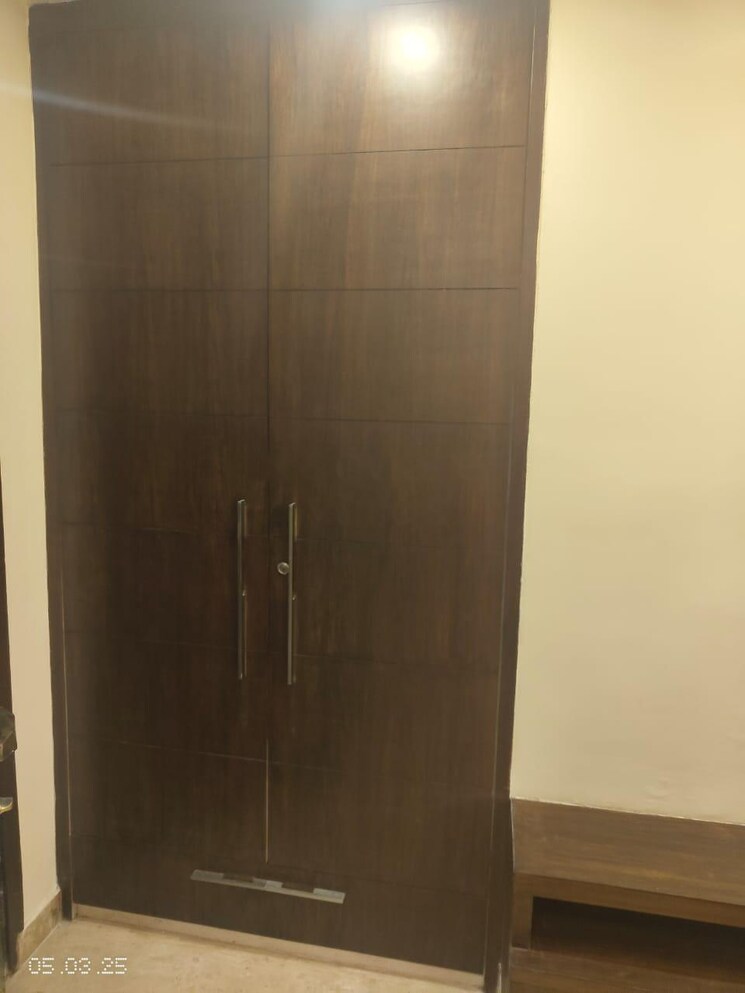 undefined, builder-floor 4 Bedroom 2500 Sq.Ft. Apartment In Sector 28 Gurgaon 8688642