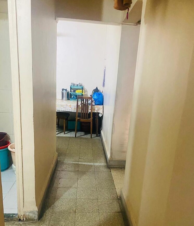 Nearby, vaibhav-chambers-erandwane 1 Bedroom 501 Sq.Ft. Apartment In Erandwane Pune 8688671