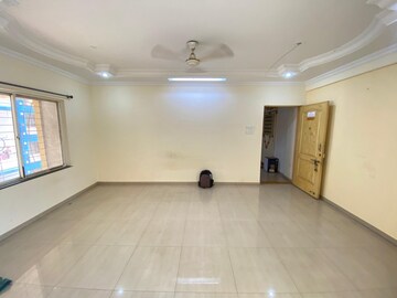 Room in 2 BHK Apartment at GK Dwarka Sai Paradise, Pimple Saudagar – for Rent
