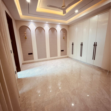 Room in 4 BHK Builder Floor at Ireo The Grand Hyatt Residences, Sector 58 – for Sale