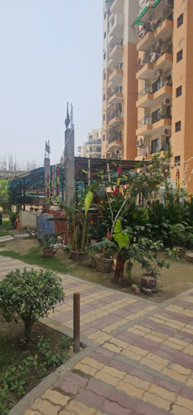 Garden, charms-castle 2 Bedroom 995 Sq.Ft. Apartment In Raj Nagar Extension Ghaziabad 8688790