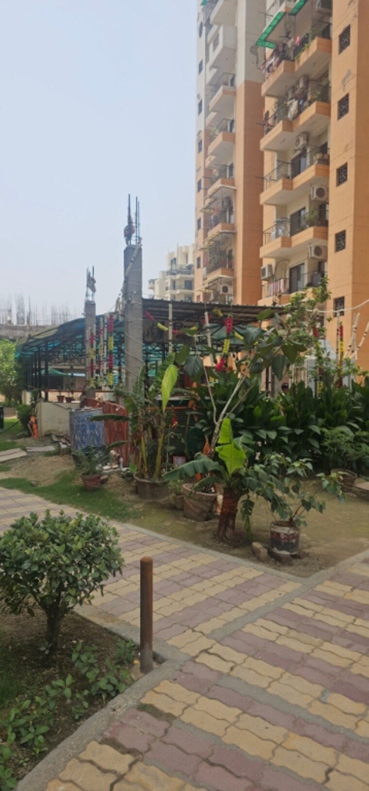 Garden, charms-castle 2 Bedroom 995 Sq.Ft. Apartment In Raj Nagar Extension Ghaziabad 8688790