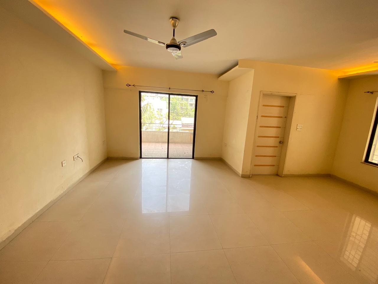 2 BHK 1100 Sq.Ft. Apartment in Prakriti Society