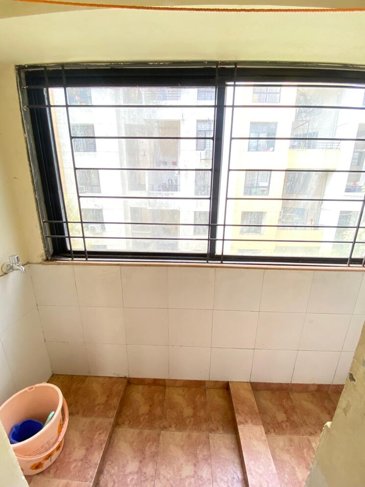 Bathroom, prakriti-society 2 Bedroom 1100 Sq.Ft. Apartment In Baner Pune 8688781