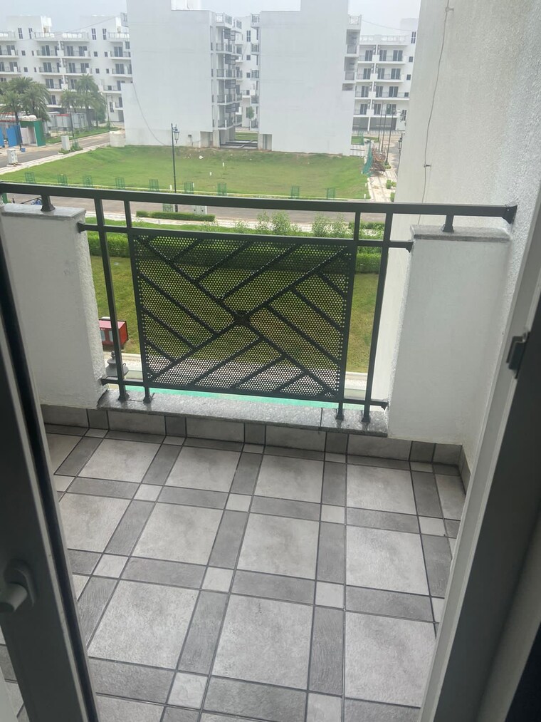Balcony, central-park-flower-valley-aqua-front-towers 3 Bedroom 1789 Sq.Ft. Apartment In Sohna Sector 33 Gurgaon 8688749