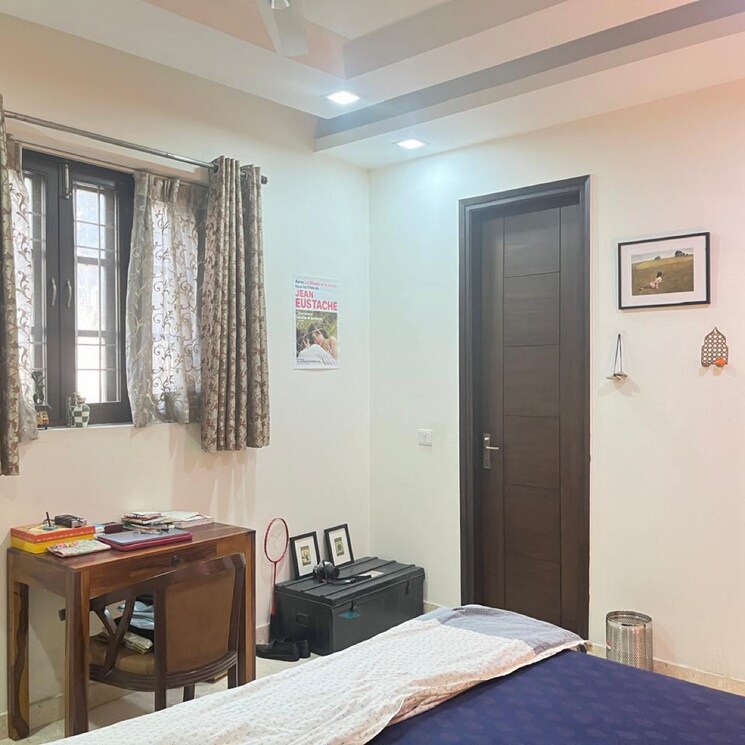 Bedroom, hauz khas 3 Bedroom 1800 Sq.Ft. Builder Floor In Hauz Khas Delhi 8688813