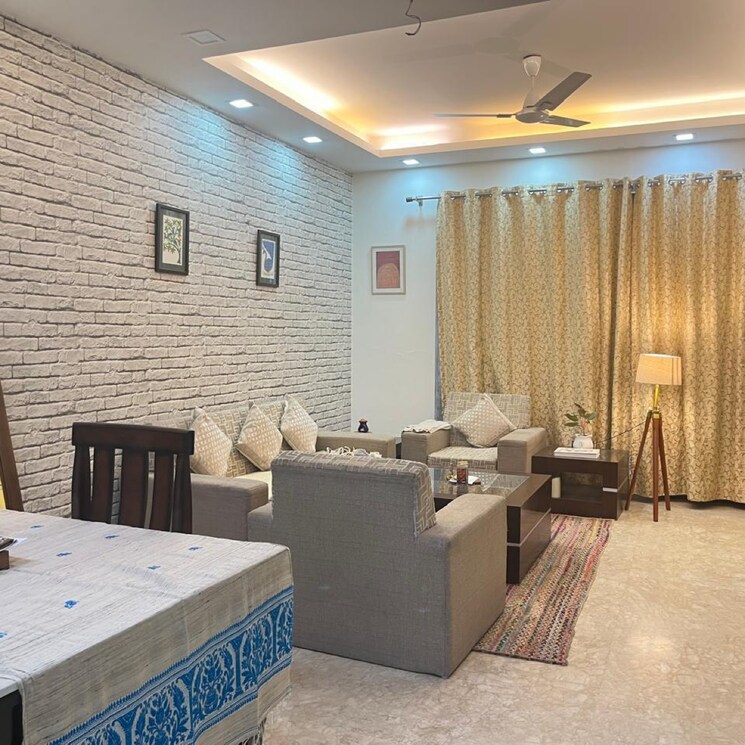 Living Room, hauz khas 3 Bedroom 1800 Sq.Ft. Builder Floor In Hauz Khas Delhi 8688813