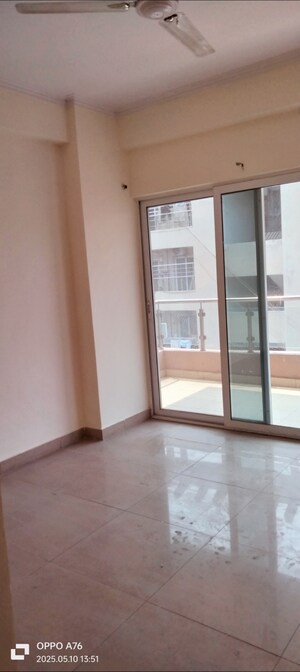 Room in 2 BHK Apartment at Gaurs Cascades, Raj Nagar Extension – for Sale