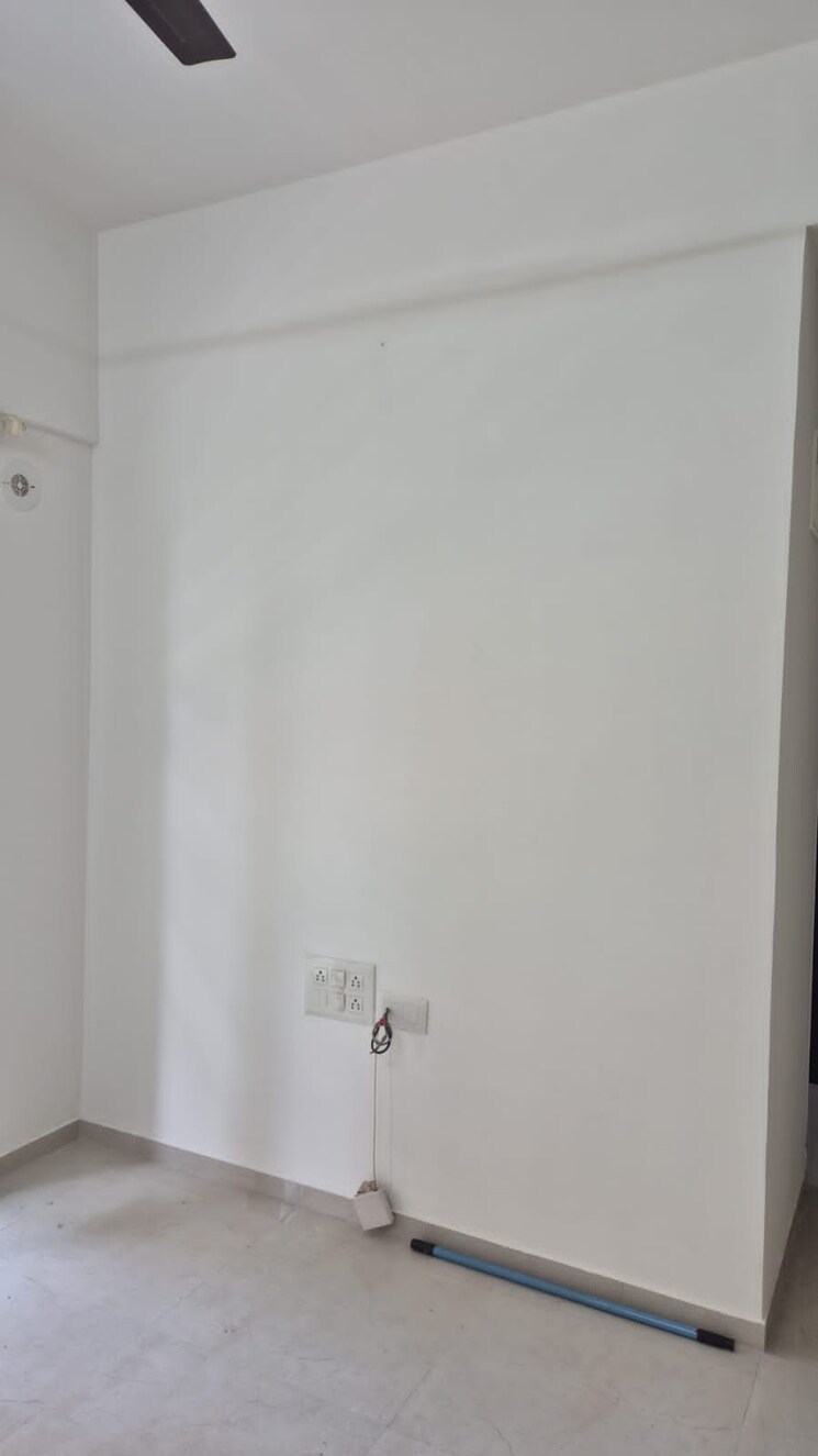 Room, sheth-vasant-oasis 1 Bedroom 450 Sq.Ft. Apartment In Andheri East Mumbai 8688910