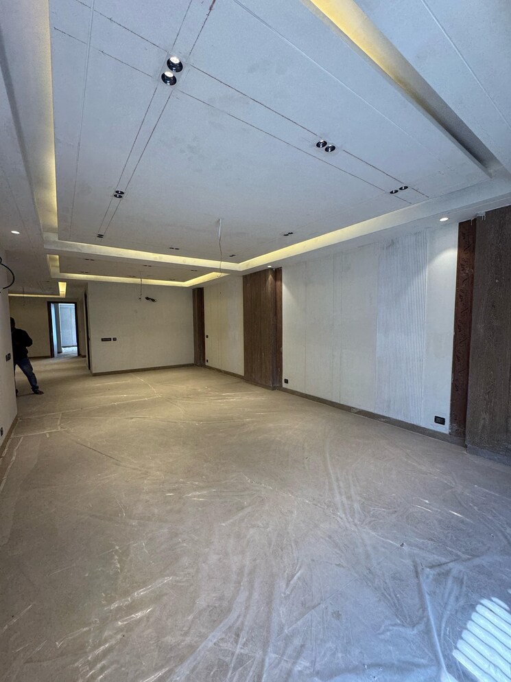 Room, saket 4 Bedroom 2700 Sq.Ft. Builder Floor In Saket Delhi 8688976