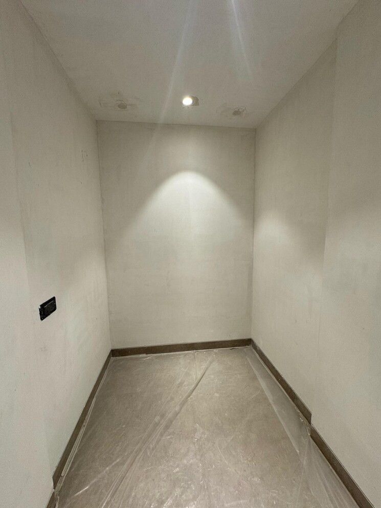 Room, saket 4 Bedroom 2700 Sq.Ft. Builder Floor In Saket Delhi 8688976