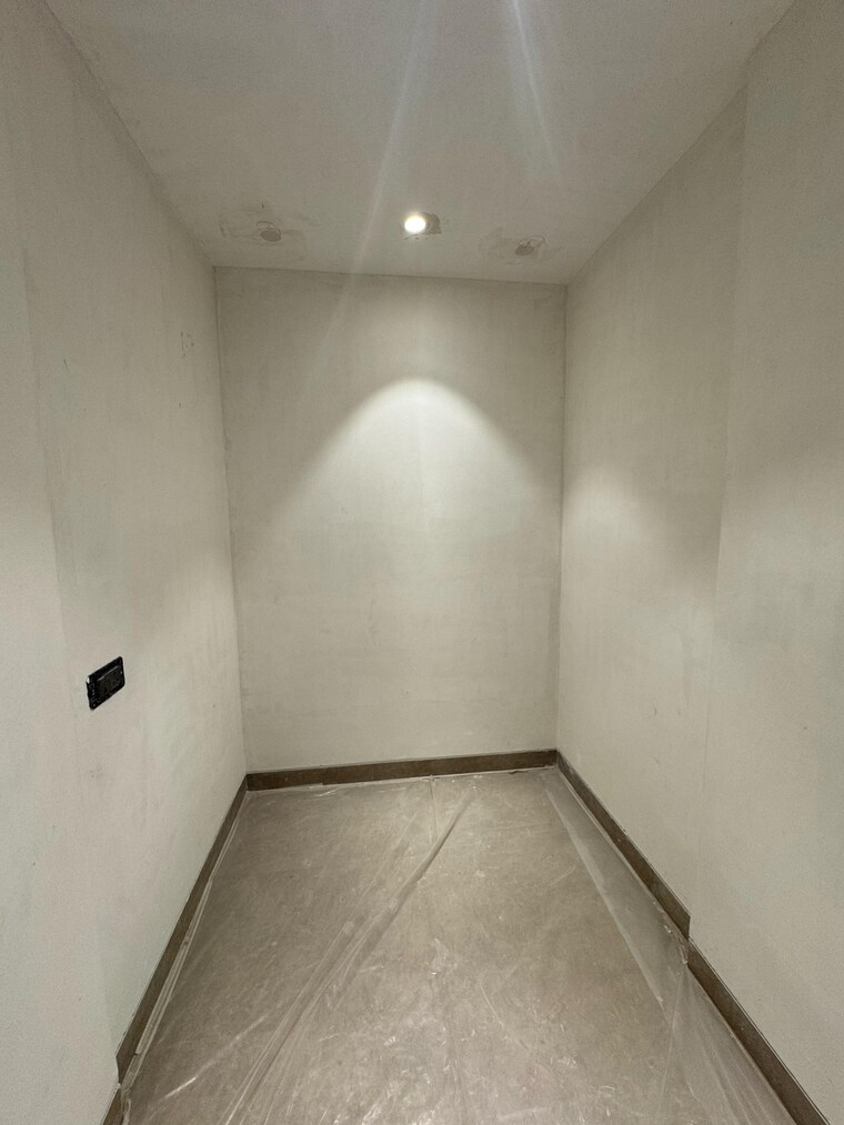 Room, saket 4 Bedroom 2700 Sq.Ft. Builder Floor In Saket Delhi 8688976