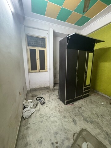 Room in 2 BHK Apartment at Tirumala Apartments Ghaziabad, Rajendra Nagar Sector 2 – for Rent