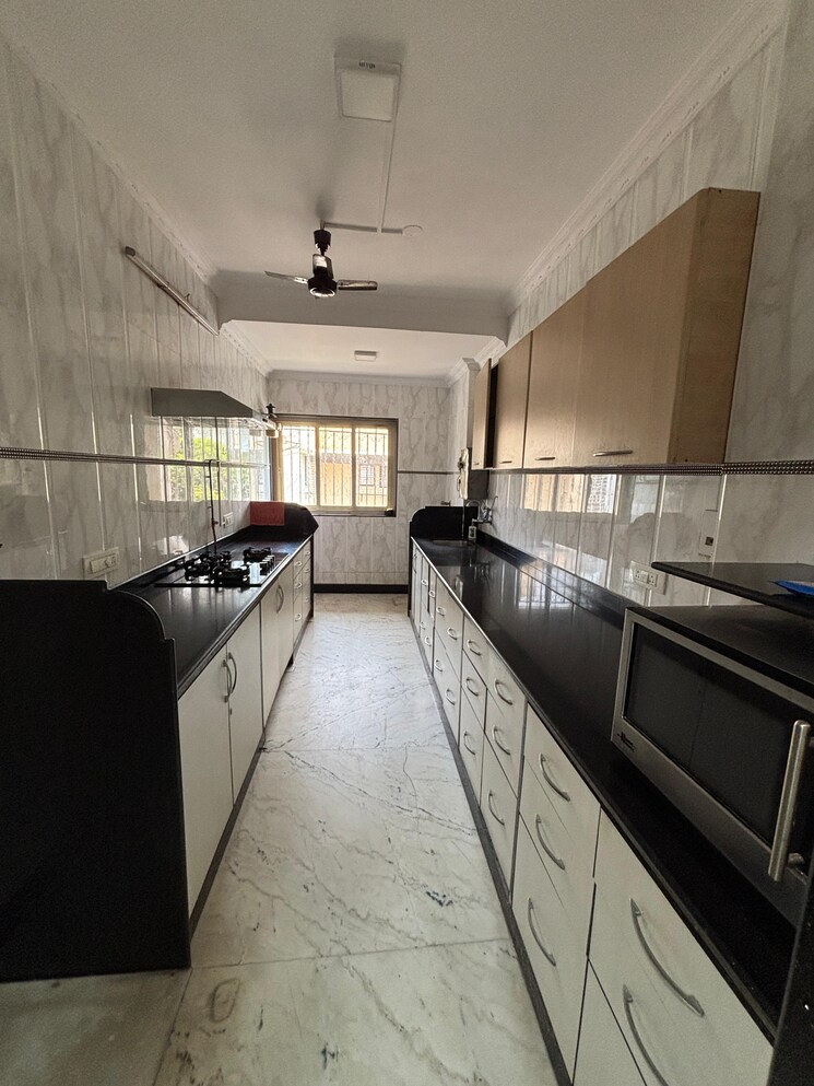 Kitchen, raheja-skylark-apartment 3 Bedroom 1400 Sq.Ft. Apartment In Bandra West Mumbai 8688988