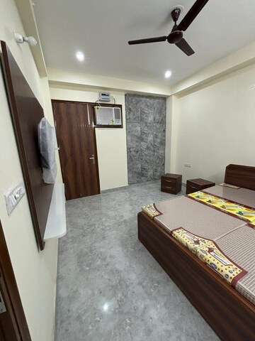 1 BHK Builder Floor For Rent in Sector 40