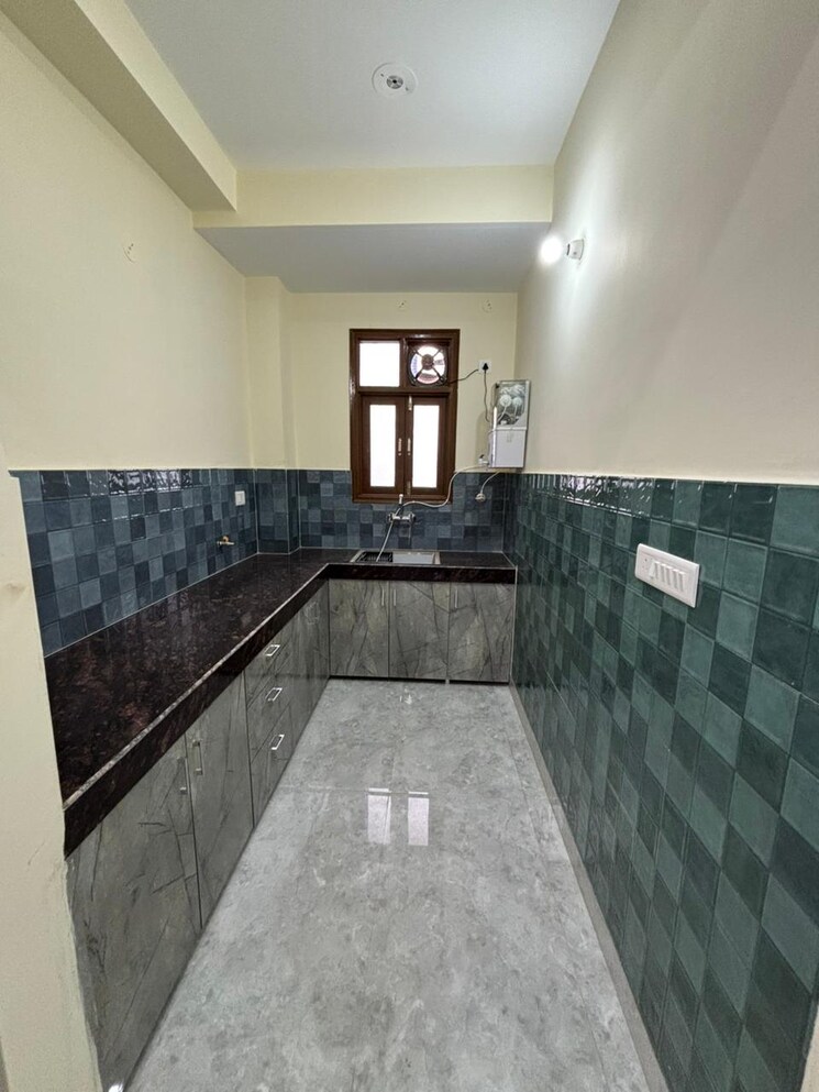 Kitchen, sector 40 1 Bedroom 752 Sq.Ft. Builder Floor In Sector 40 Gurgaon 8688984