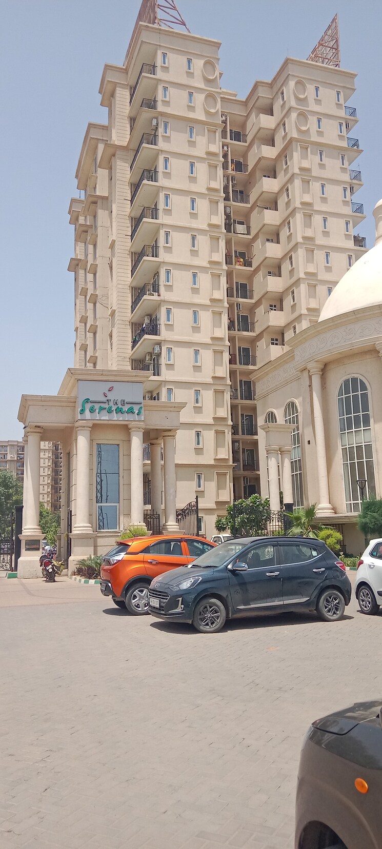 Exterior View, signature-the-serenas 2 Bedroom 614 Sq.Ft. Apartment In Sohna Sector 36 Gurgaon 8689002