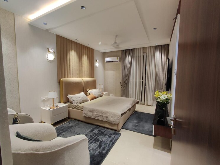 Living Room, uttam nagar 3.5 Bedroom 100 Sq.Yd. Builder Floor In Uttam Nagar Delhi 8689067