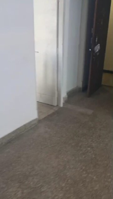 Room in 2 BHK Apartment at Mehrdad CHS, Cuffe Parade – for Sale